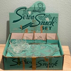 Vintage Anchor Hocking Serva-Snack Set – Grapevine Pattern  8-Piece with Box